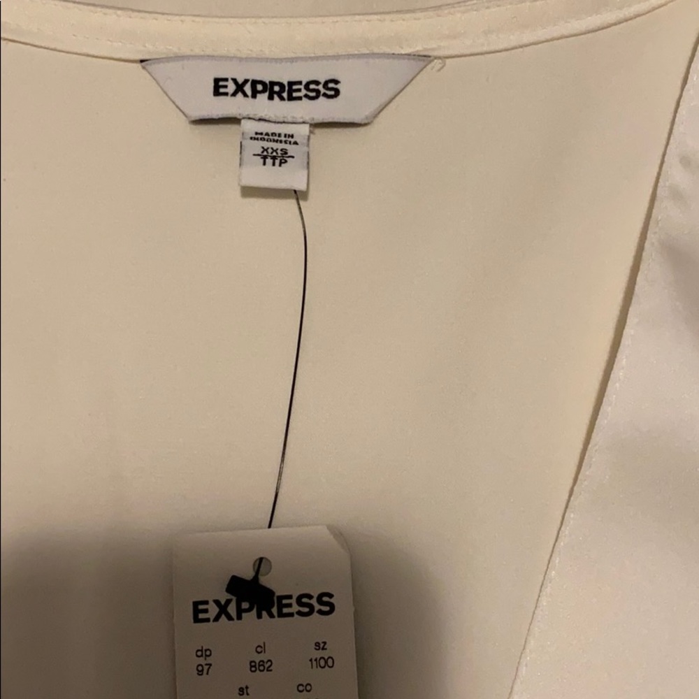 Express Ivory XXS - Picture 2 of 5